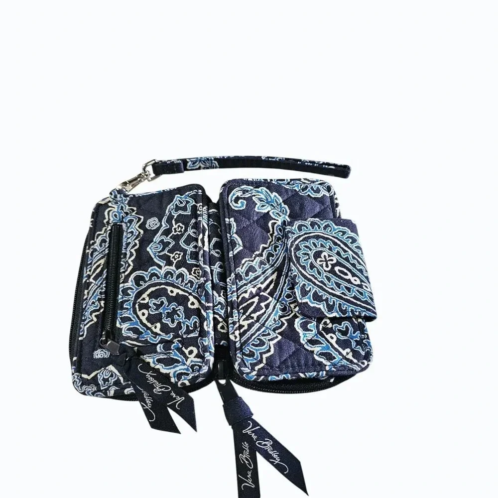 Vera Bradley All Around Zip Wristlet Wallet Blue Bandana Pattern EUC - Picture 5 of 9